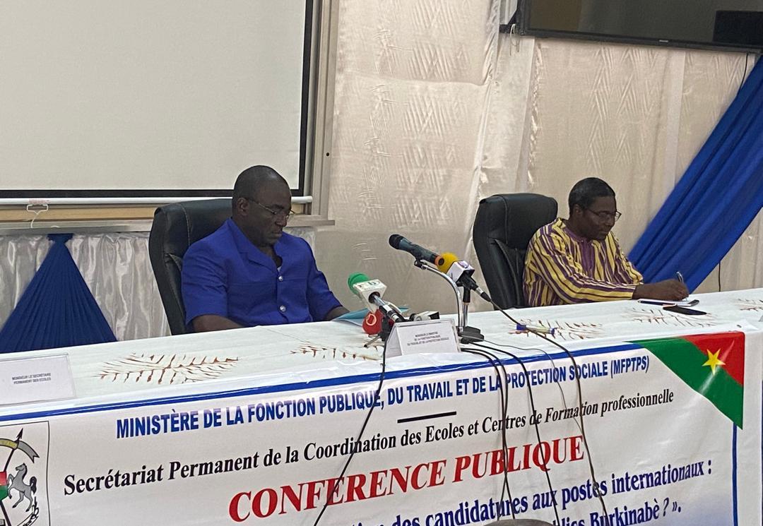 Fonction Publique Au Burkina Une Conf Rence Publique Pour Susciter L