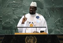 Mamadi Doumbouya: de Soldat À Président ÉLu de Guinée Mamadi Doumbouya: de Soldat À Président ÉLu de Guinée