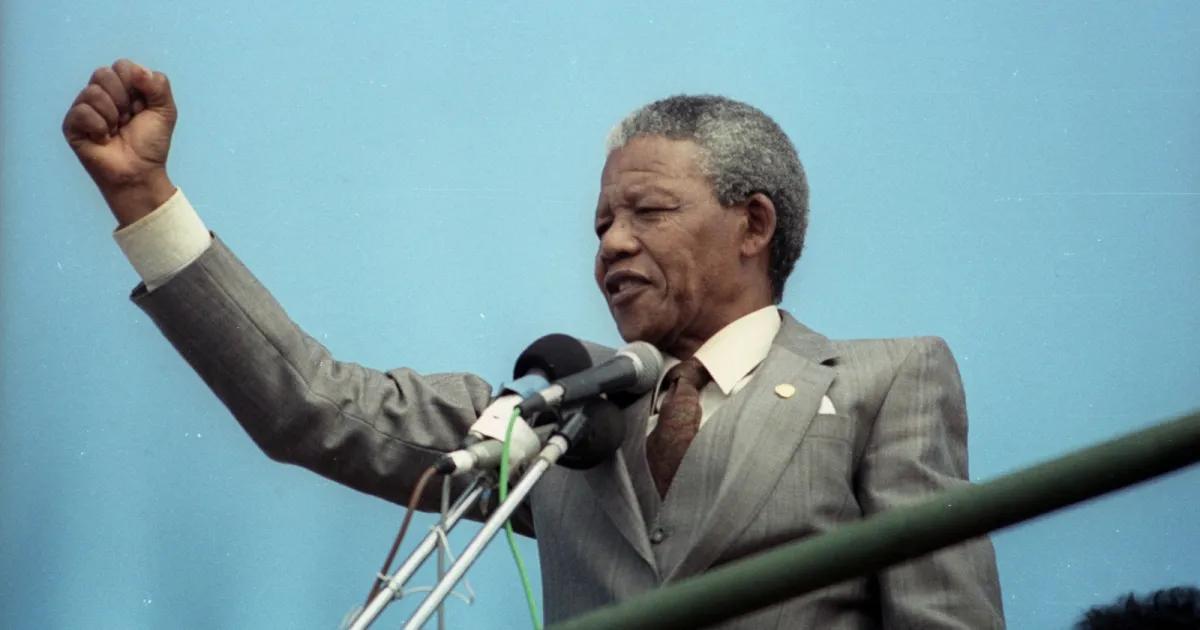 Justice Sud-Africaine Autorise la Vente D’Objets de Mandela Justice Sud-Africaine Autorise la Vente D’Objets de Mandela