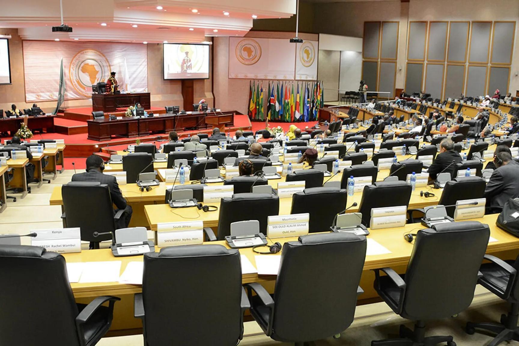Parlement Panafricain: Fondation, Structure et Compétences Parlement Panafricain: Fondation, Structure et Compétences