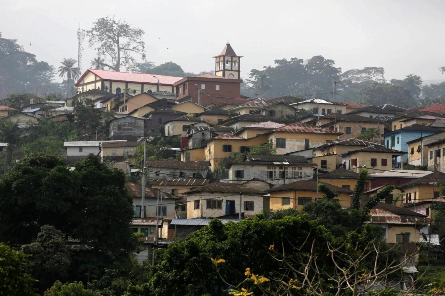 Guinée ÉQuatoriale: Détention D’expulsés des ÉTats-Unis Guinée ÉQuatoriale: Détention D’expulsés des ÉTats-Unis