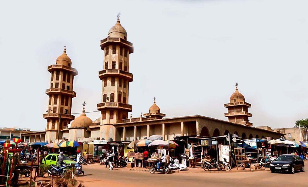Burkina Ferme la Plus Grande Mosquée de la Capitale Burkina Ferme la Plus Grande Mosquée de la Capitale