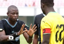 طاقم تحكيم بوركينابي لمواجهة مولودية الجزائر وصن داونز طاقم تحكيم بوركينابي لمواجهة مولودية الجزائر وصن داونز