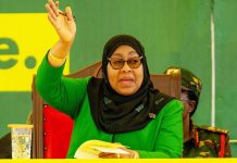 الرئيسة التنزانية ترفض الإملاءات الخارجية: “من أنتم؟” الرئيسة التنزانية ترفض الإملاءات الخارجية: "من أنتم؟"