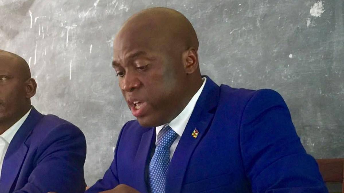 أفريقيا الوسطى تتهم معارضاً بالتآمر بعد اعتقاله أفريقيا الوسطى تتهم معارضاً بالتآمر بعد اعتقاله