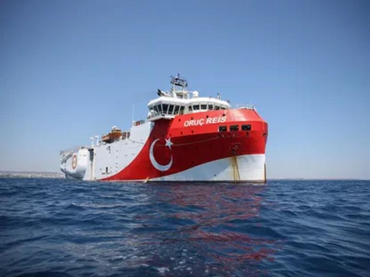 تركيا ترسل سفينة حفر للصومال للتنقيب عن النفط تركيا ترسل سفينة حفر للصومال للتنقيب عن النفط