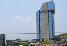 أزمة تمويل خانقة تُجمد أنشطة الجماعة الاقتصادية لوسط إفريقيا أزمة تمويل خانقة تُجمد أنشطة الجماعة الاقتصادية لوسط إفريقيا