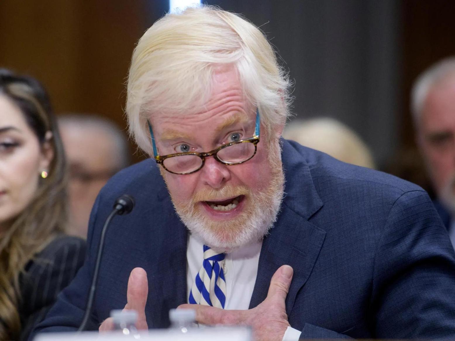 جنوب أفريقيا تستدعي السفير الأمريكي جنوب أفريقيا تستدعي السفير الأمريكي