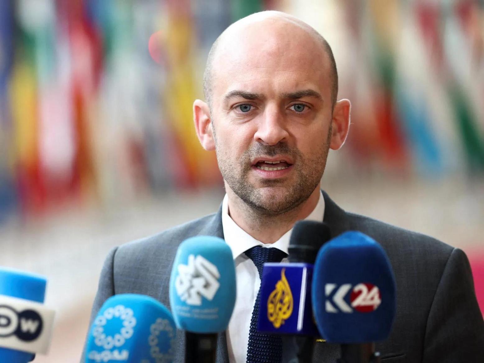 وزير الخارجية الفرنسي يزور أفريقيا الوسطى بعد سنوات من الغياب وزير الخارجية الفرنسي يزور أفريقيا الوسطى بعد سنوات من الغياب