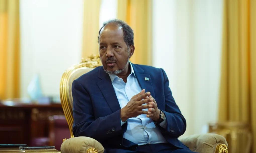 رئيس الصومال يقدم دعوة للمعارضة قبيل أيام من انتهاء ولايته الدستورية رئيس الصومال يقدم دعوة للمعارضة قبيل أيام من انتهاء ولايته الدستورية