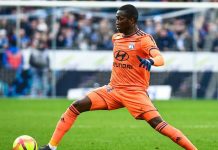 لاعب سنغالي يتهم صديق العمر بتدمير مسيرته الكروية لاعب سنغالي يتهم صديق العمر بتدمير مسيرته الكروية