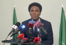 موندلين يرسخ زعامته للمعارضة في موزمبيق موندلين يرسخ زعامته للمعارضة في موزمبيق