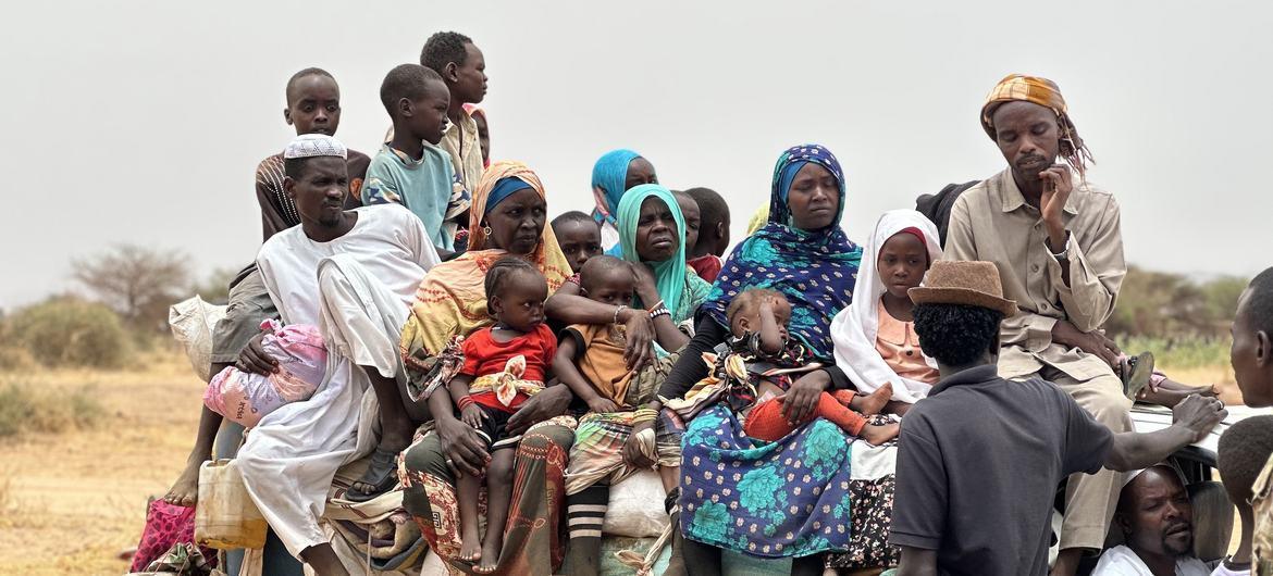 السودان: تصاعد العنف يجبر 20 ألف شخص على الفرار من دارفور السودان: تصاعد العنف يجبر 20 ألف شخص على الفرار من دارفور