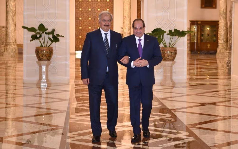 مصر تعيد ضبط العلاقة مع خليفة حفتر مصر تعيد ضبط العلاقة مع خليفة حفتر