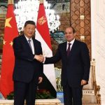 مصر والصين تتفقان على توسعة القطار الكهربائي بـ665 مليون دولار مصر والصين تتفقان على توسعة القطار الكهربائي بـ665 مليون دولار