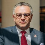 لوموند: خطة بولس تعمّق هشاشة الانقسام الليبي لوموند: خطة بولس تعمّق هشاشة الانقسام الليبي