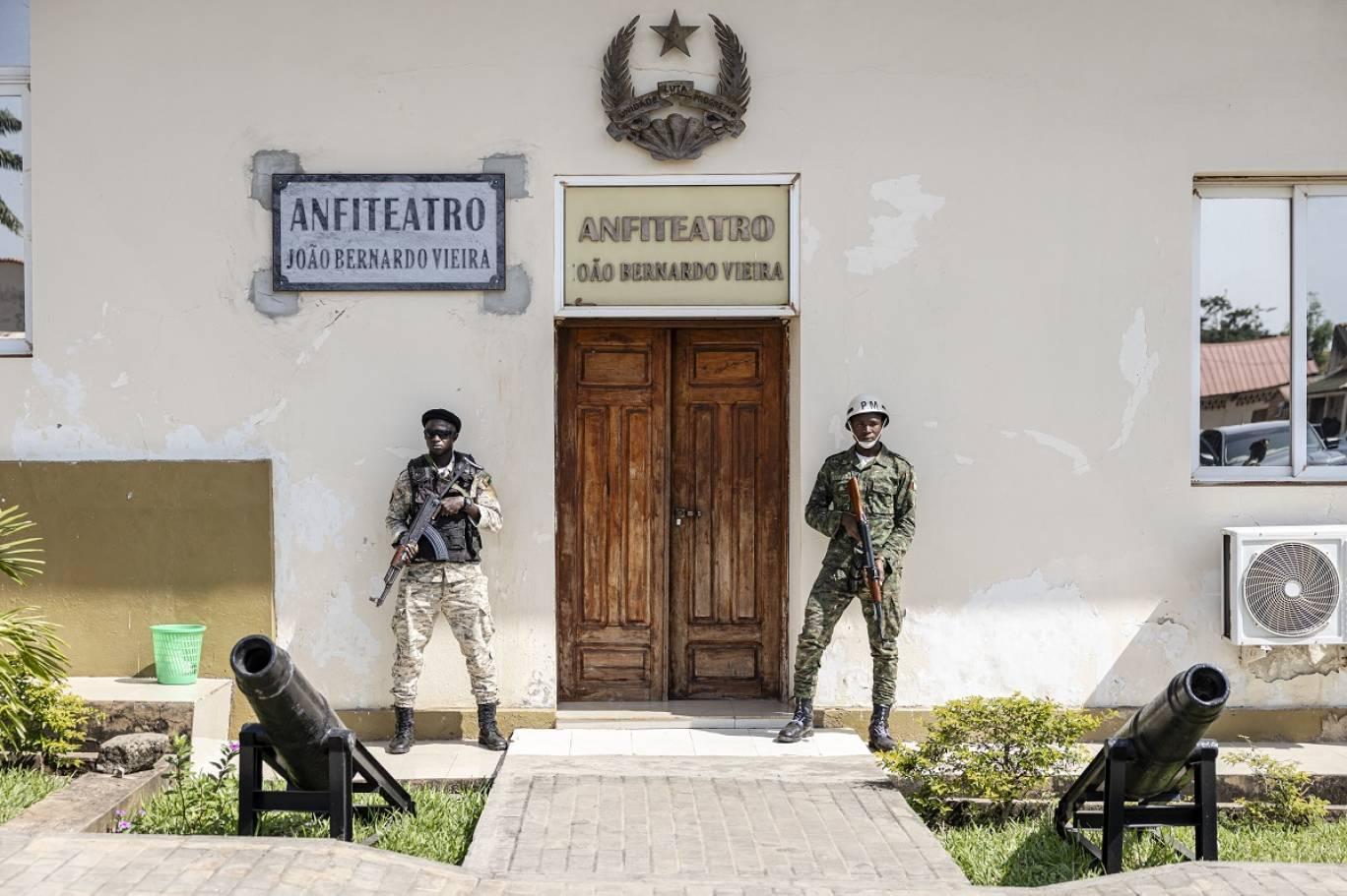 Factors Behind the Military Coup’S Success in Guinea-Bissau Factors Behind the Military Coup’S Success in Guinea-Bissau