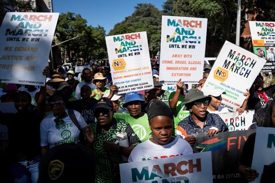 Ghana Evacuates 300 Citizens from South Africa Ghana Evacuates 300 Citizens from South Africa