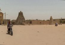 Timbuktu: between Knowledge, Fear and Poverty Timbuktu: between Knowledge, Fear and Poverty