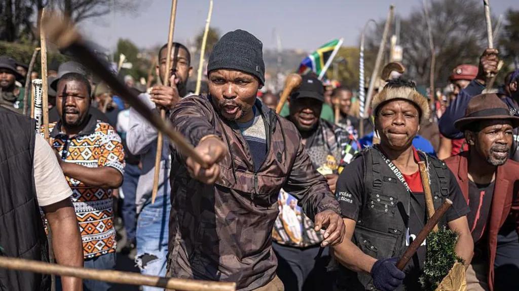 South Africa Announces Deportation of more than 53,000 Foreigners South Africa Announces Deportation of more than 53,000 Foreigners