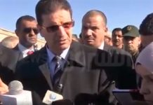 “لا أملك المال.. والبذلة التي وبخت بسببها اشريتها من الشيفون”