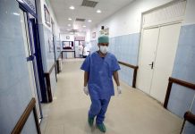 كورونا يجتاح 2000 عامل بقطاع الصحة