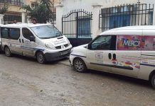 تجار خمور يهددون بحرق سيارة إسعاف تقل مصابة بالسرطان