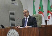 فليخسأ المتطاولون على الرسول الأعظم فليخسأ المتطاولون على الرسول الأعظم