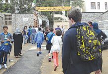 منظمة أولياء التلاميذ تدعو إلى غلق المدارس قبل فوات الأوان منظمة أولياء التلاميذ تدعو إلى غلق المدارس قبل فوات الأوان