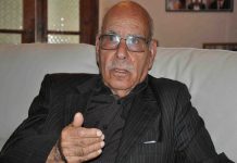 لخضر بورقعة يوارى الثرى بمقبرة سيدي يحي لخضر بورقعة يوارى الثرى بمقبرة سيدي يحي