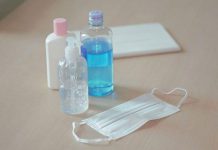 وسائل الوقاية من كورونا تثقل كاهل العائلات الجزائرية وسائل الوقاية من كورونا تثقل كاهل العائلات الجزائرية