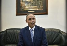 ميهوبي شاهدًا في فيلم “أحمد باي” ميهوبي شاهدًا في فيلم “أحمد باي”