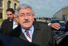 قصة “السبائك الذهبية” كذبة مشروعة! قصة “السبائك الذهبية” كذبة مشروعة!