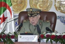 الفريق شنقريحة يعقد اجتماعا حول الأوضاع في الجزائر وفي الجوار الفريق شنقريحة يعقد اجتماعا حول الأوضاع في الجزائر وفي الجوار