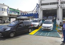 رغم تجميد الاستيراد: الجزائريون أدخلوا 600 سيارة جديدة عام 2020 رغم تجميد الاستيراد: الجزائريون أدخلوا 600 سيارة جديدة عام 2020