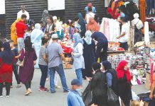 .. جزائريون “خارجون عن الوقاية”! .. جزائريون “خارجون عن الوقاية”!