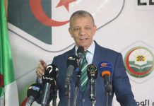 بن قرينة: نرفض المزايدة والخائن من يفكر في تمزيق وحدتنا بن قرينة: نرفض المزايدة والخائن من يفكر في تمزيق وحدتنا