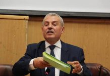 برلماني من حمس يعرض حصيلة عهدته النيابية في قاعة عمومية بالمسيلة برلماني من حمس يعرض حصيلة عهدته النيابية في قاعة عمومية بالمسيلة