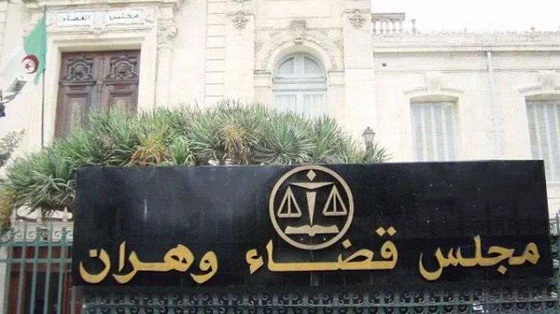 التماس “عقوبات ثقيلة” للمتسببين في مقتل 20 حراقا بوهران التماس “عقوبات ثقيلة” للمتسببين في مقتل 20 حراقا بوهران