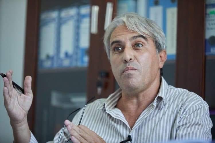 اجراءات الدخول إلى الجزائر يجب أن تكون صارمة لتفادي موجة جديدة اجراءات الدخول إلى الجزائر يجب أن تكون صارمة لتفادي موجة جديدة