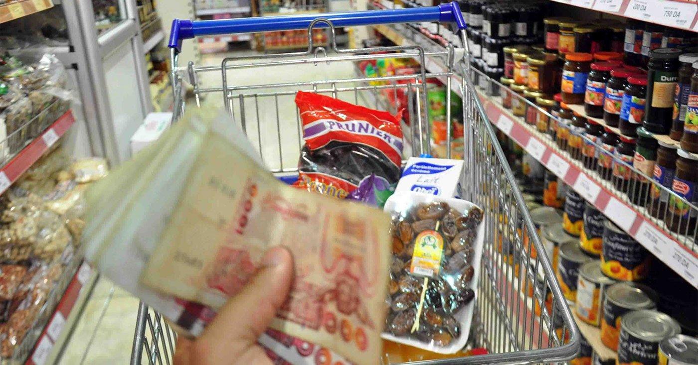 جزائريون يحولون ارتفاع أسعار المواد الغذائية إلى تنكيت جزائريون يحولون ارتفاع أسعار المواد الغذائية إلى تنكيت