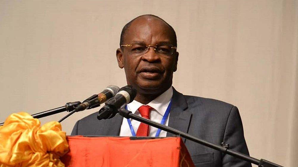 رئيس إتحادية بوركينافاسو: المنتخب الجزائري يفوز بفضل أرضية الميدان السيئة رئيس إتحادية بوركينافاسو: المنتخب الجزائري يفوز بفضل أرضية الميدان السيئة