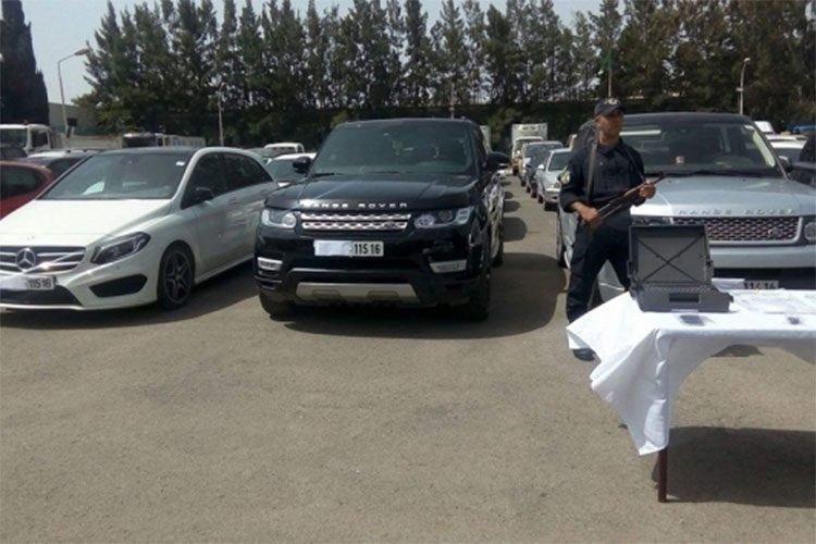 عصابات وطنية تستهدف السيارات الفارهة بسطيف عصابات وطنية تستهدف السيارات الفارهة بسطيف