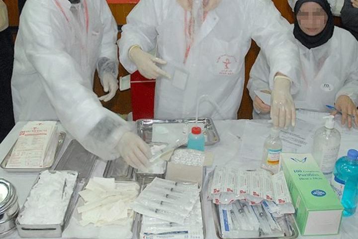 طوارئ في مراكز التلقيح بسبب نهاية صلاحية اللقاحات طوارئ في مراكز التلقيح بسبب نهاية صلاحية اللقاحات