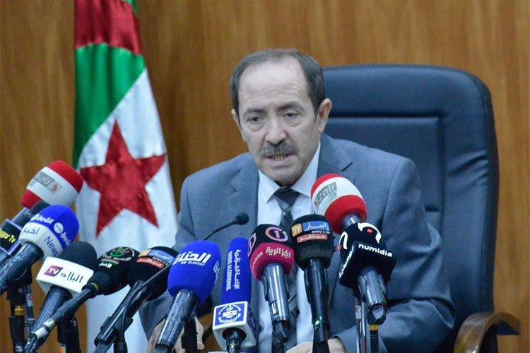 مشاكل التربية تجرّ بلعابد إلى لجنة البرلمان مشاكل التربية تجرّ بلعابد إلى لجنة البرلمان