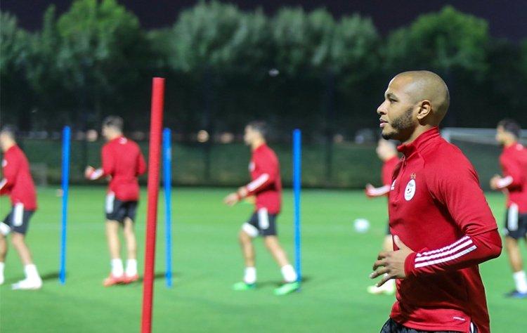 عودة براهيمي إلى القائمة الأساسية لـ “الخضر” عودة براهيمي إلى القائمة الأساسية لـ “الخضر”