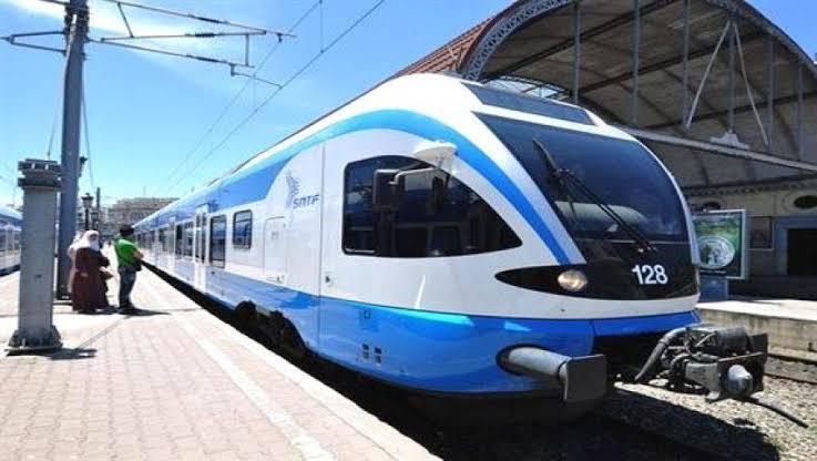 توقف حركة القطارات بين الجزائر العاصمة وولايات الغرب توقف حركة القطارات بين الجزائر العاصمة وولايات الغرب