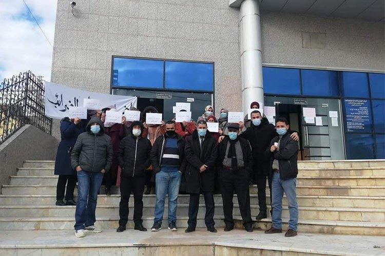 إضراب عمال الضرائب يعطّل القباضات عبر الوطن إضراب عمال الضرائب يعطّل القباضات عبر الوطن