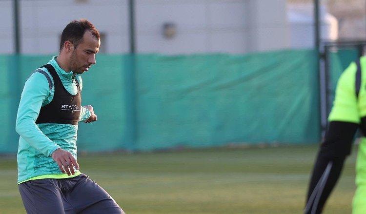 أوّل مباراة لـ “بلعمري” منذ مواجهة غينيا الاستوائية أوّل مباراة لـ “بلعمري” منذ مواجهة غينيا الاستوائية