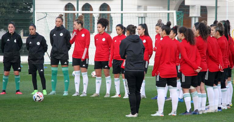 المنتخب الوطني سيدات يشرع في التحضير لمباراة جنوب إفريقيا المنتخب الوطني سيدات يشرع في التحضير لمباراة جنوب إفريقيا